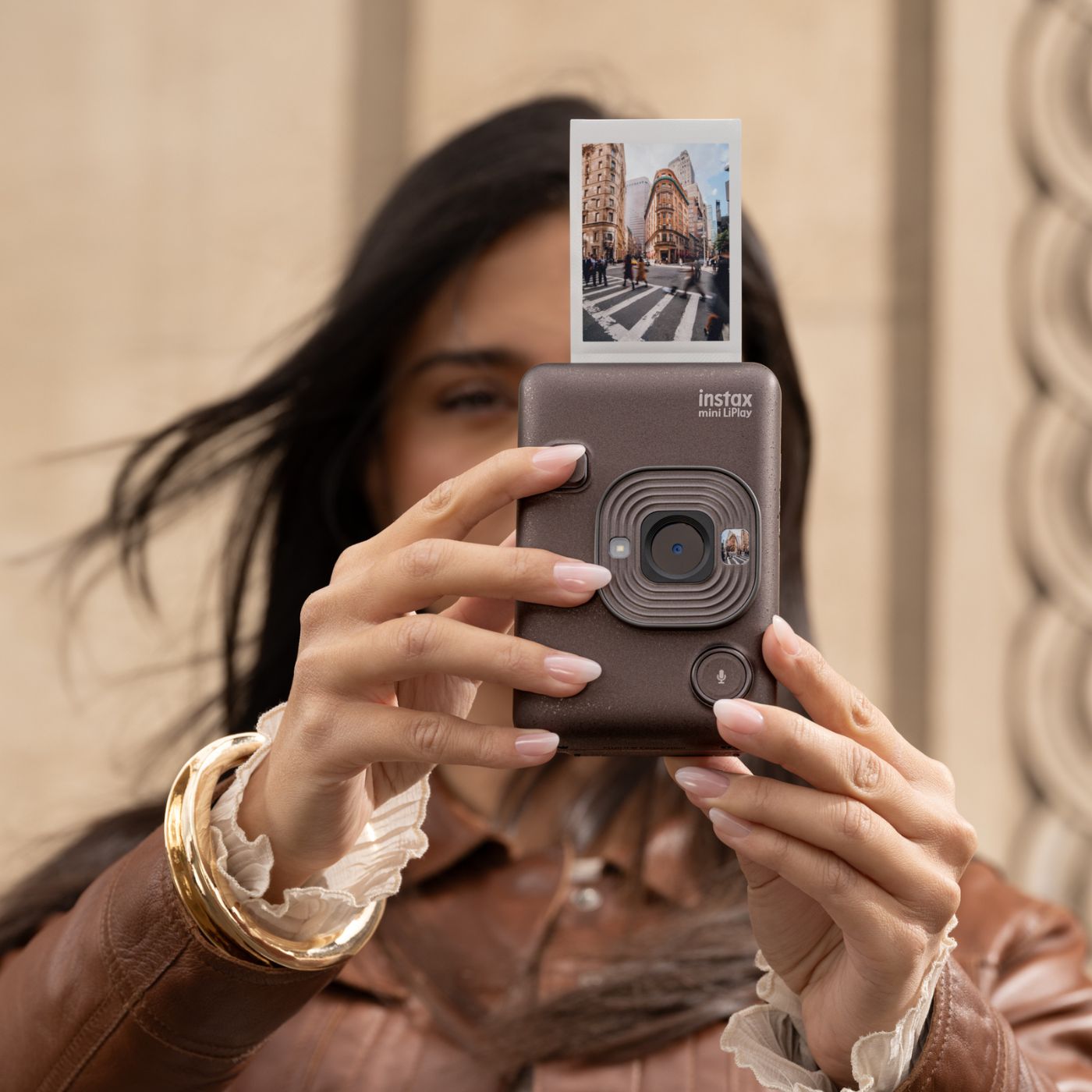 Câmera e Impressora para Smartphone Fujifilm instax mini LiPlay™ Deep Bronze