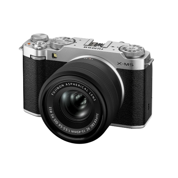 Kit Câmera Digital Fujifilm X-M5 Prata + Lente Zoom Fujifilm Fujinon XC15-45mm F3.5-5.6 OIS PZ