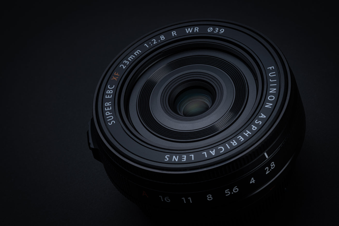 Lente Fujinon Fujifilm XF 23mm F2.8 R WR Preta