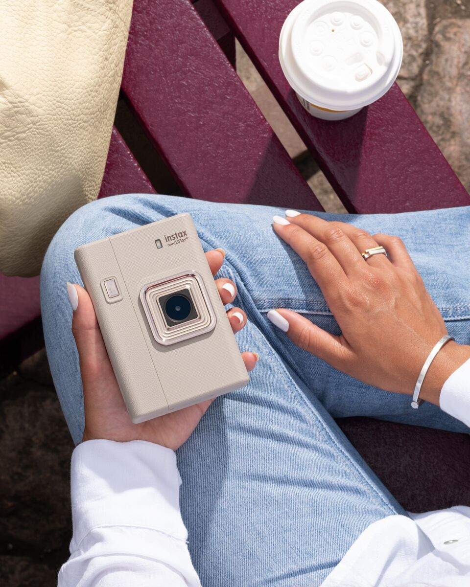 Câmera e Impressora para Smartphone Fujifilm instax mini LiPlay+™ Beige