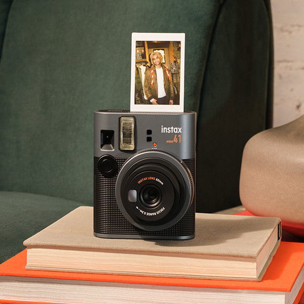 Câmera Instantânea Fujifilm instax mini 41™ Preta