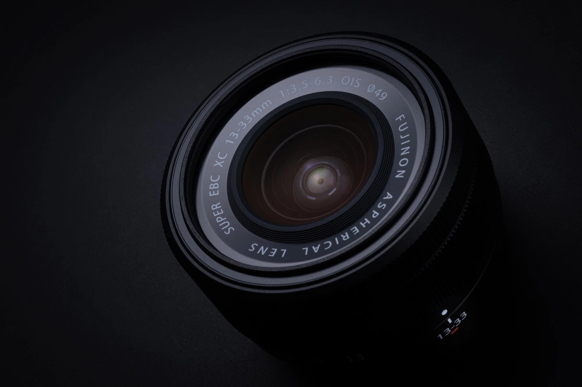 Lente Fujifilm Fujinon XC 13-33mm F3.5-6.3 OIS Lente Fujifilm Fujinon XC 13-33mm F3.5-6.3 OIS
